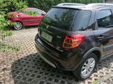 Suzuki SX4 2.0 DDiS 4WD Style Style - Suzuki SX4 mit Diesel-Antrieb: Allradantrieb, Limousine, Euro5