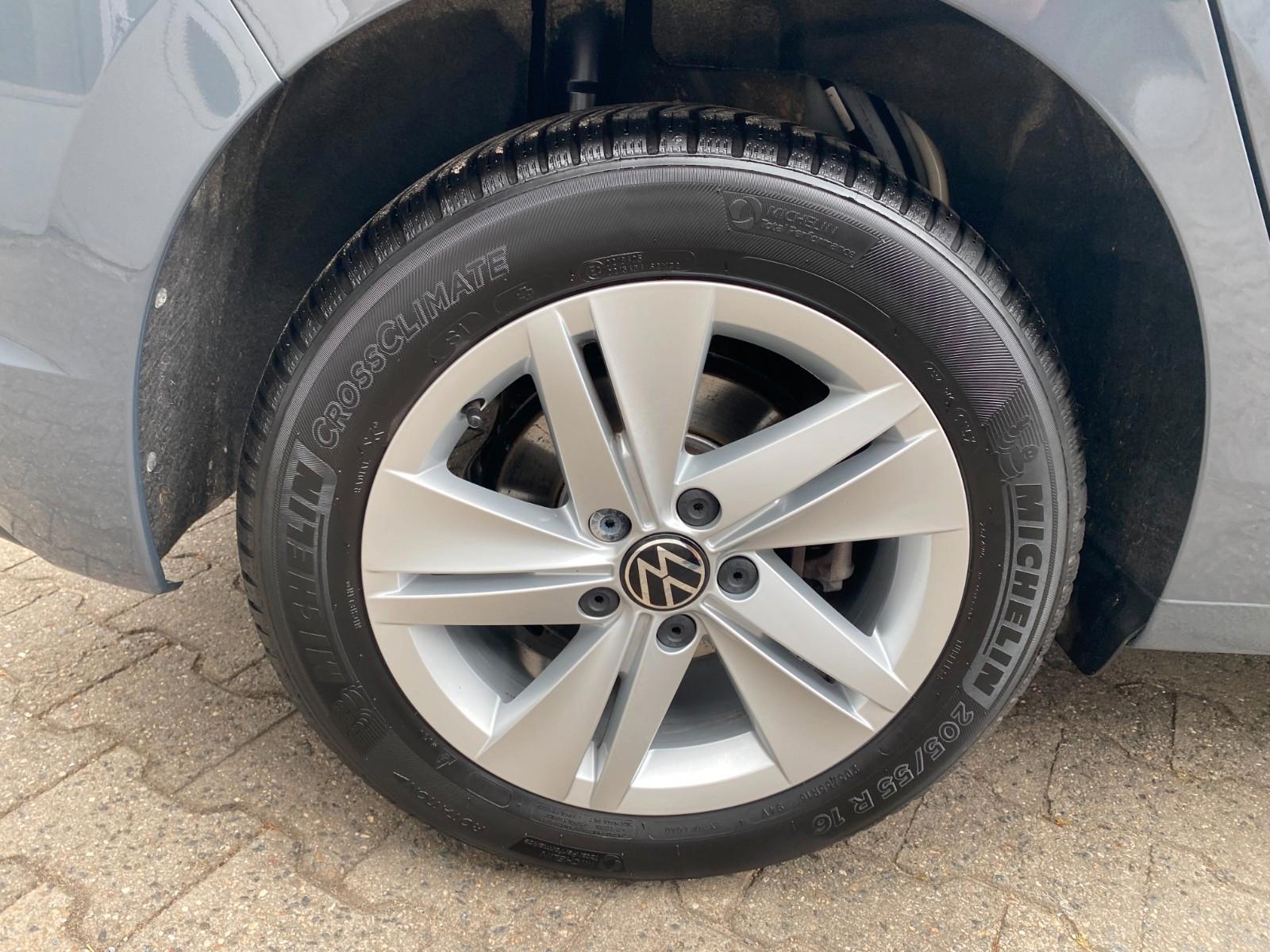 Volkswagen Golf VIII Lim. 1.5 eTSI/Life/ACC/PDC/Automatik, миниатюра 7