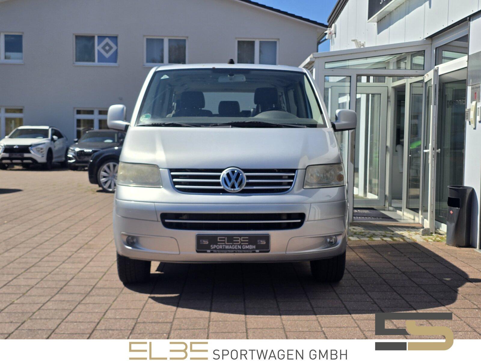 Volkswagen T5 Caravelle 3.2 V6 | 235 ch | BVA | 8 places | Chauffage auxiliaire | Climatisation Climatronic | Porte coulissante électrique | GPS