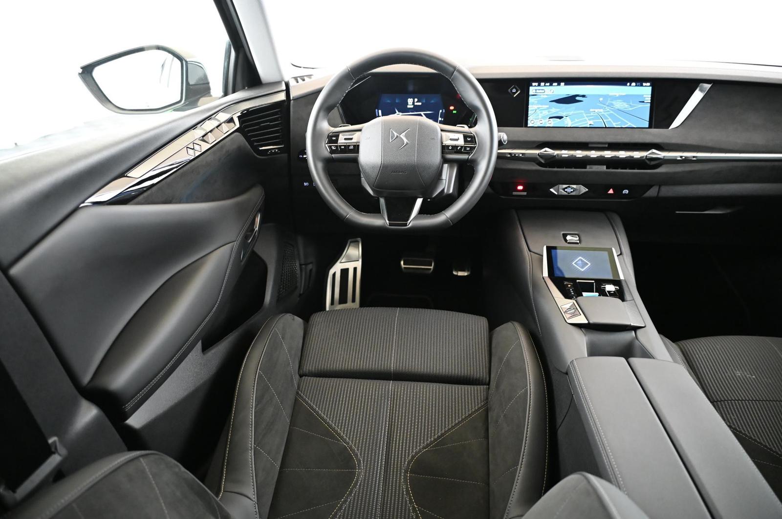 DS Automobiles DS4 1.6 E-Tense 225 Etolie Alcantara UVP 53.000 