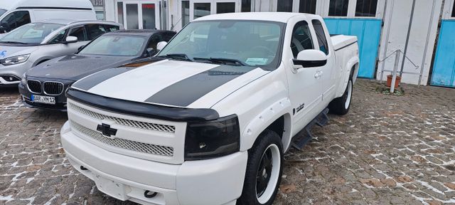 Chevrolet Silverado 1500 Texas Edit. Benzin/Gas AHK 3,5t