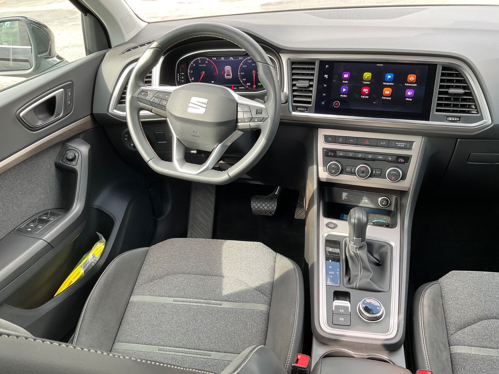Fahrzeugabbildung SEAT Ateca 1.5 TSI Xperience DSG,Kamera,Navi,Carplay