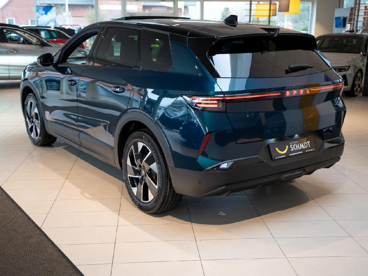 Fahrzeugabbildung Opel Grandland 1.2 48V Mild-Hybrid 100kW GS