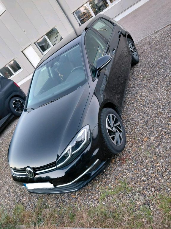 Image of Volkswagen Golf