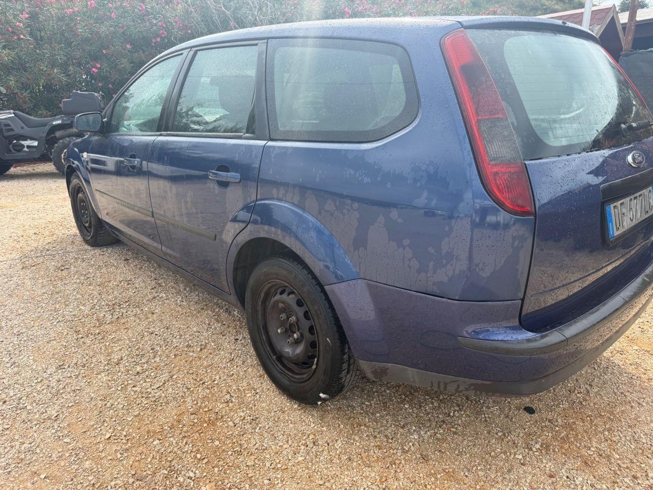 Ford Focus 2008 — photo 11