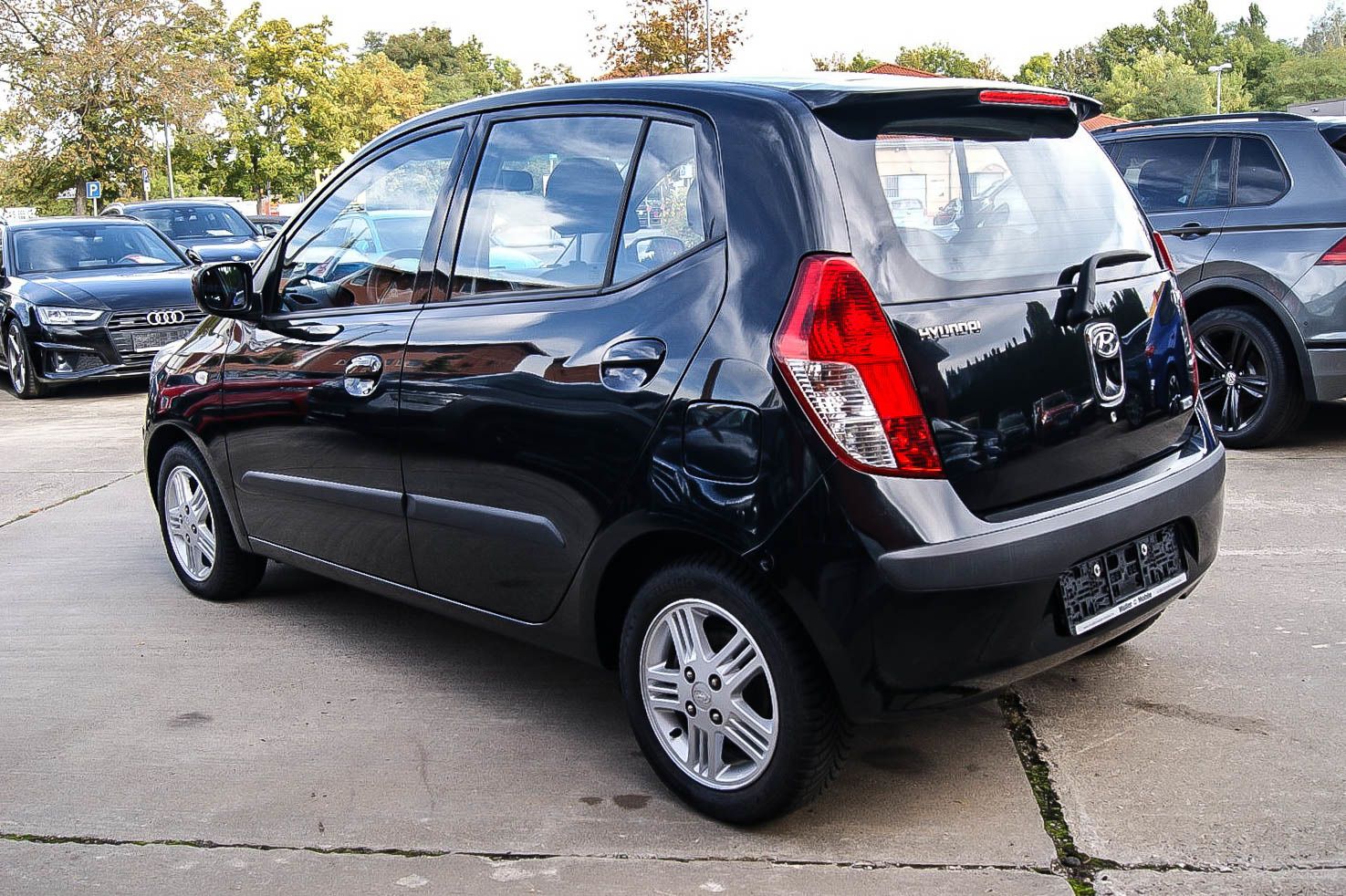 Fahrzeugabbildung Hyundai i10 1.2 Cool KLIMA AIRPLAY NAVIGATION 23.900km!!