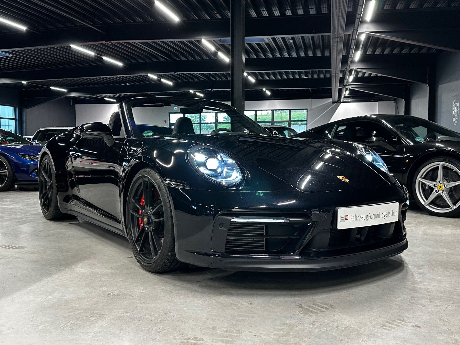 Fahrzeugabbildung Porsche 911/992 GTS 4 Cabrio-Sport Design-LED-ParkAssist