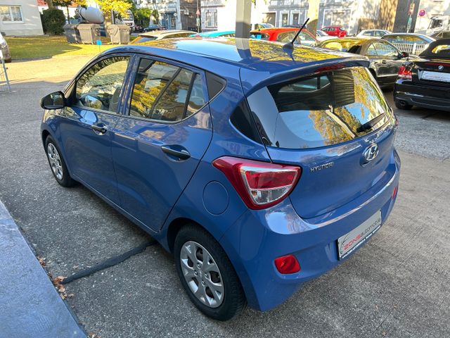 Fahrzeugabbildung Hyundai i10 +NaviZB+AllwetterRäder+Klima+Servo+USB