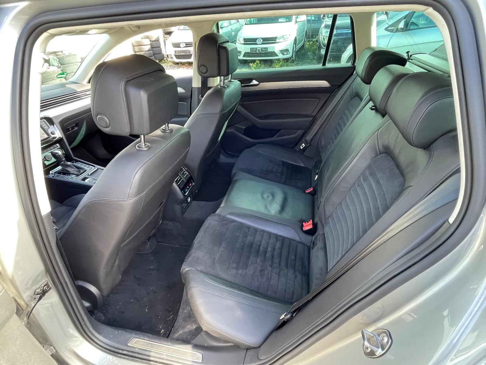 Volkswagen Passat 2015 — photo 26