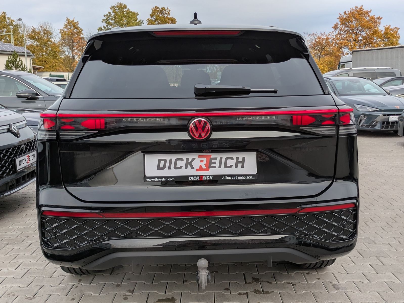 Fahrzeugabbildung Volkswagen Tayron 2.0 TDI 4M R-Line 7Si*MATRIX*AHK*PANO*HUD