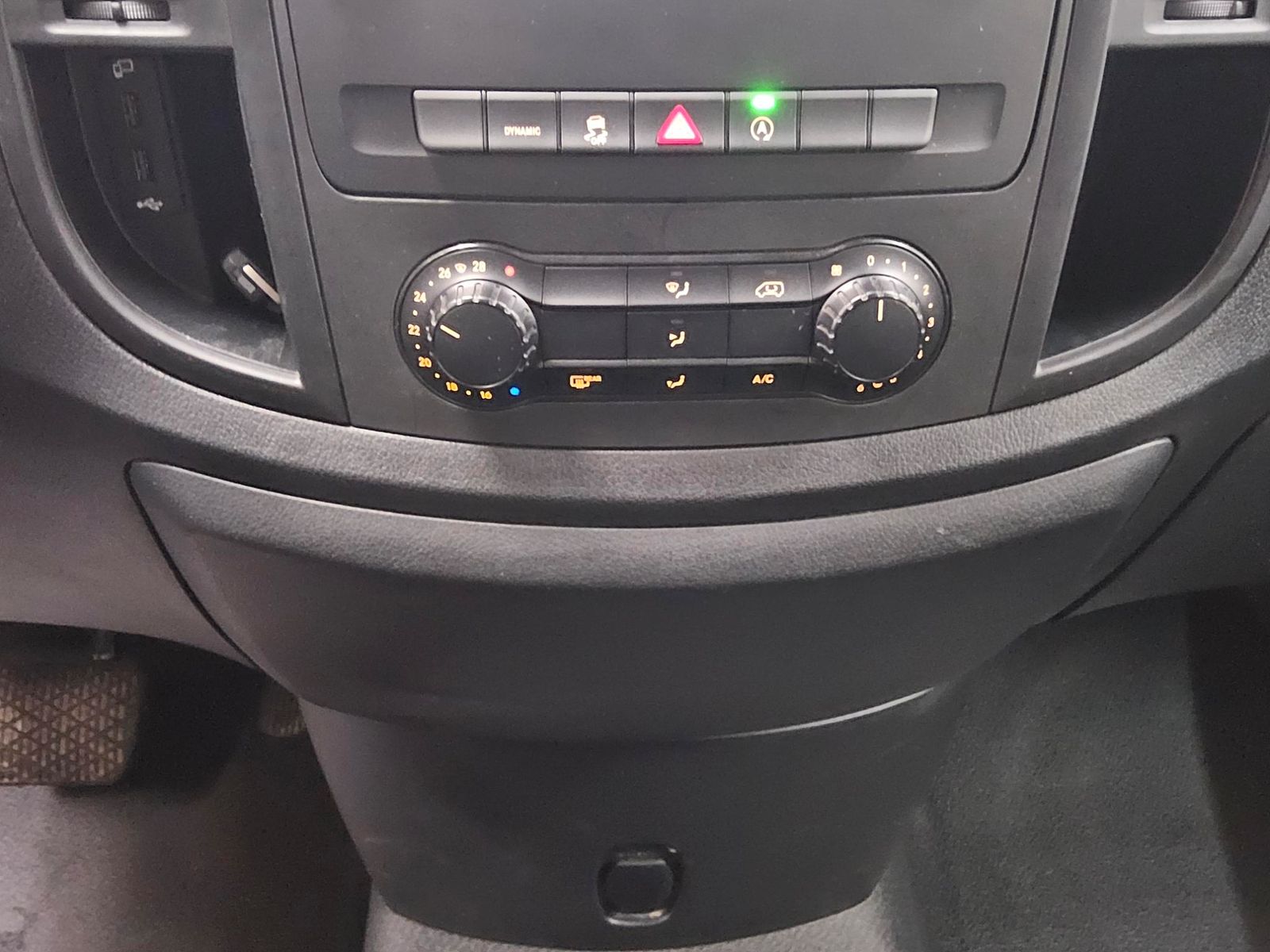 Mercedes-Benz Vito Tourer 114 CDI extralang 8-Sitze Leder Navi foto 6