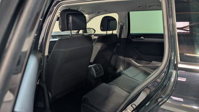 Volkswagen Passat 2.0 TDI Business ACC+LED+CARPLAY+AHK