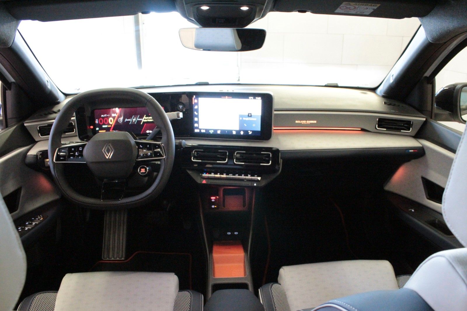 Fahrzeugabbildung Renault R 5 E-Tech 150 Comfort Range Rolland-Garros