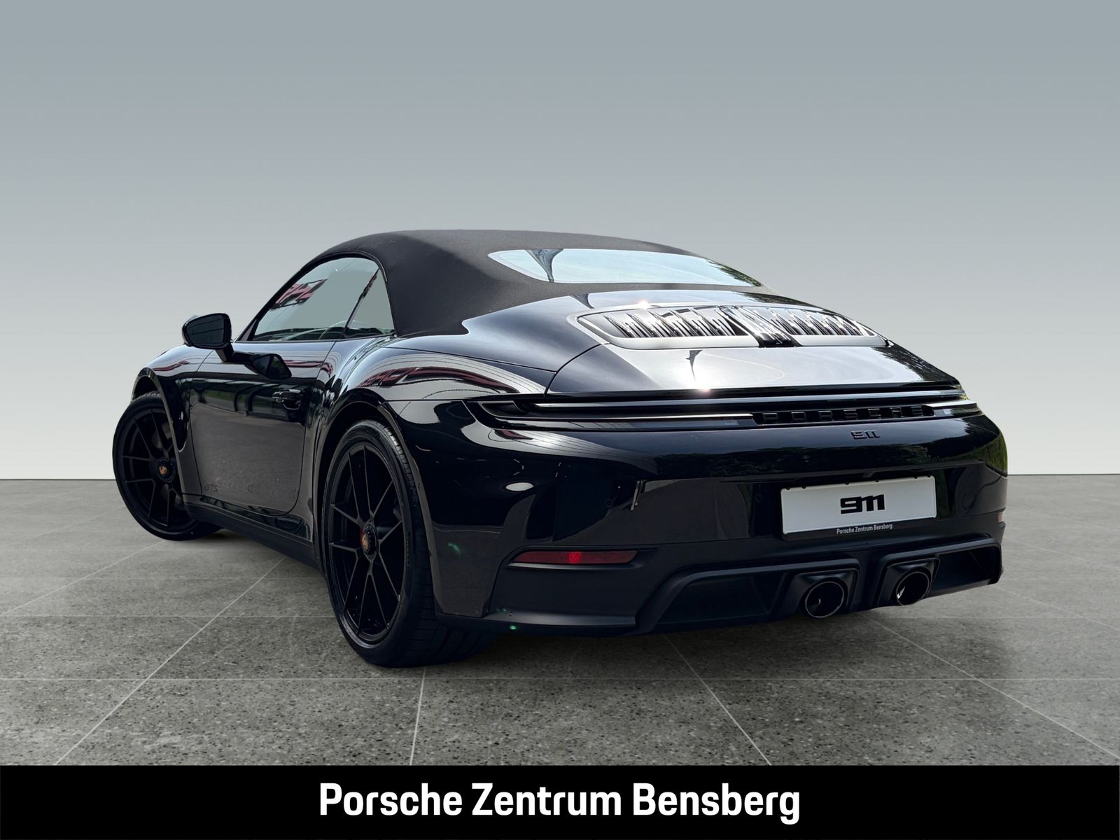 Porsche 911 Carrera 4 GTS Cabriolet imagem 3