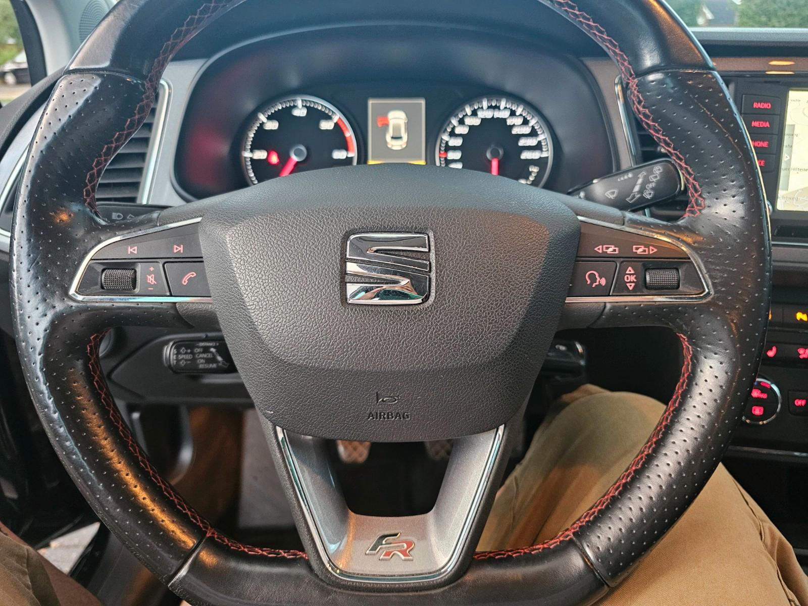 Seat Leon 2015 — photo 13