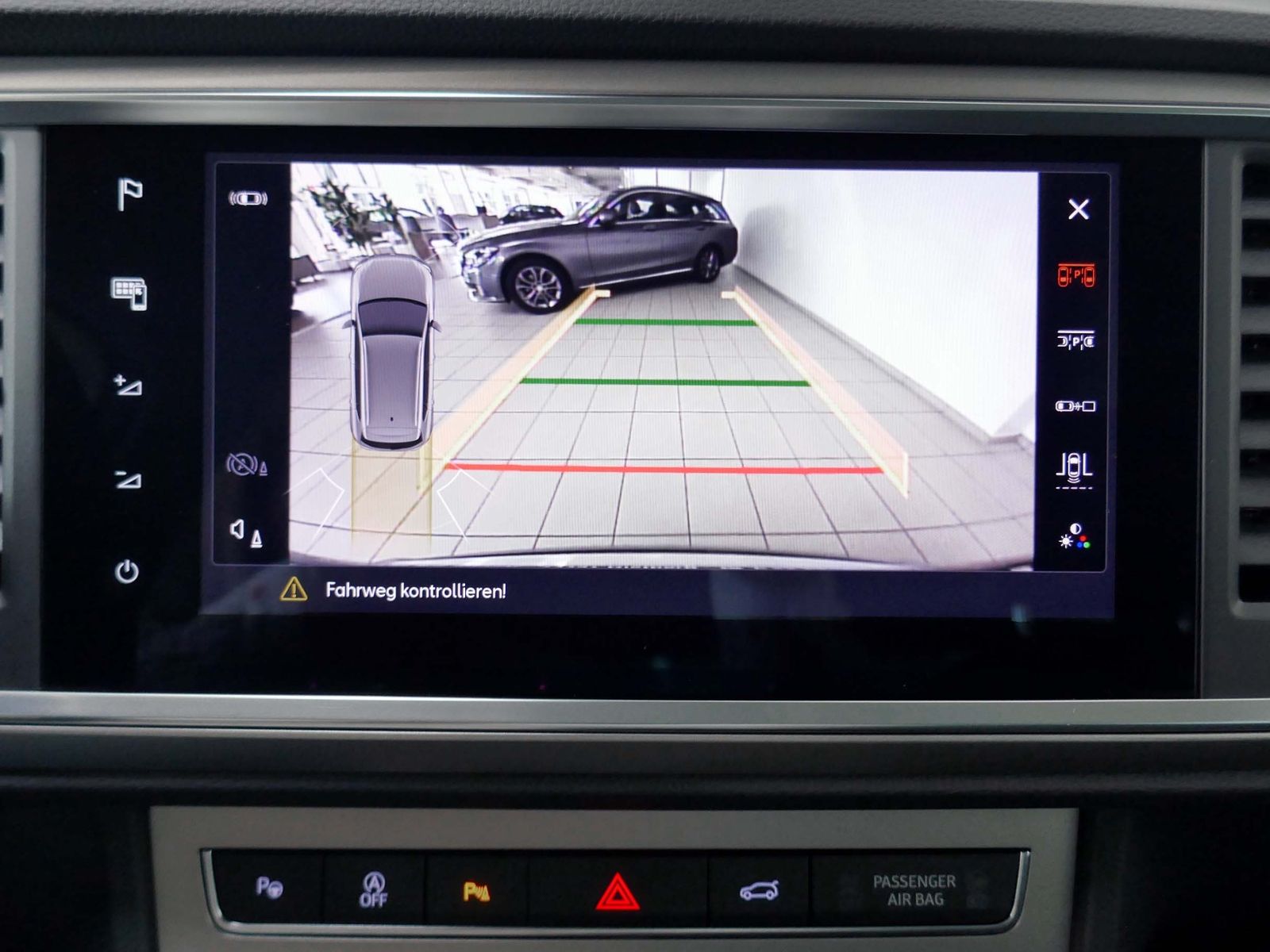 Fahrzeugabbildung SEAT Ateca X-Perience 1.5 TSI | LED AHK RFK ACC