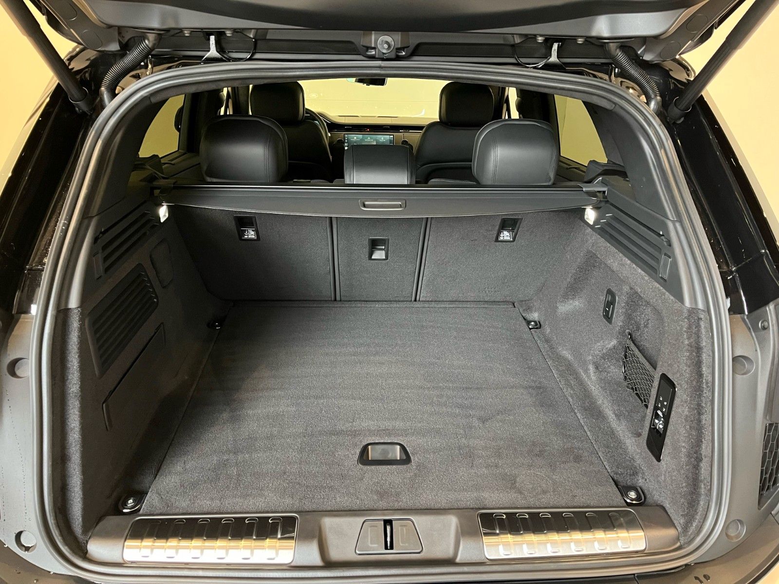 Fahrzeugabbildung Land Rover Range Rover Sport P530 Autobiography 23" Rad&AHK