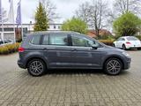 Volkswagen Touran Highline Standheizung Panorama Dyn-Audio - Volkswagen Touran: Highline