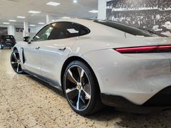 Fahrzeugabbildung Porsche Taycan 4S *SPORT-CHRONO* ( SPORTDESIGN/4 Display