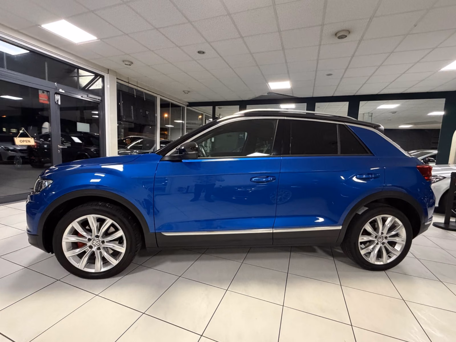 Volkswagen T-Roc 2.0 Sport 4 Motion 1.H DSG PANORAMA TOP !