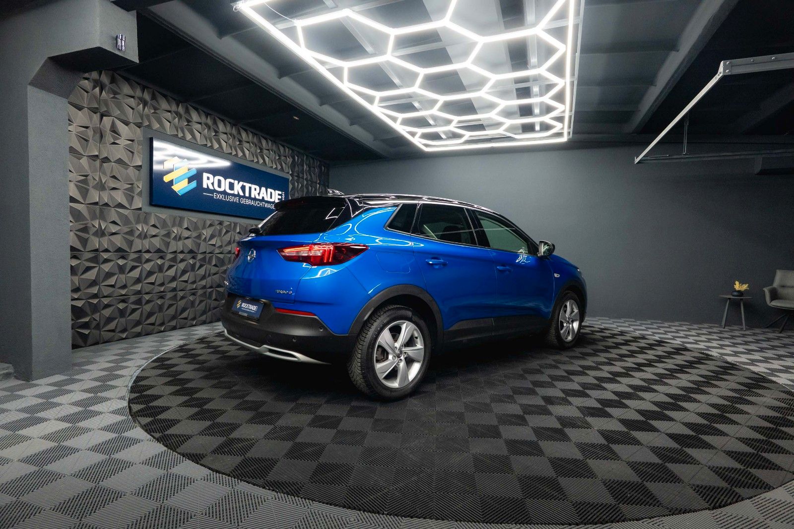 Fahrzeugabbildung Opel Grandland (X) 2.0 CDTI Innovation *LED*CarPlay*