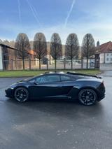 Lamborghini Gallardo LP560-4 - - Lamborghini Gallardo mit Benzin-Antrieb: Automatik