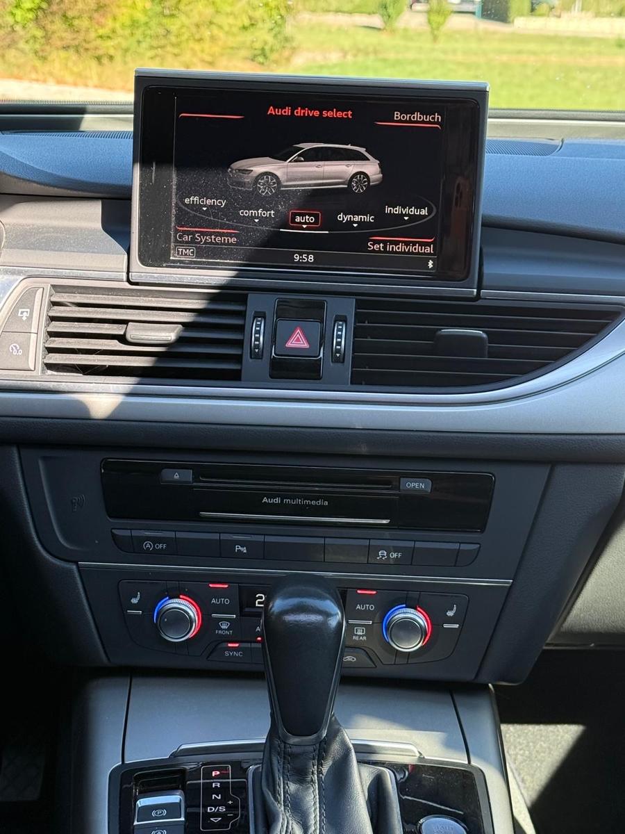 Audi A6 Avant 3.0 V6 TDI 272 ch BVA quattro / 182 000 km / Toit panoramique / HUD / Cuir-Alcantara / Caméra / Attelage