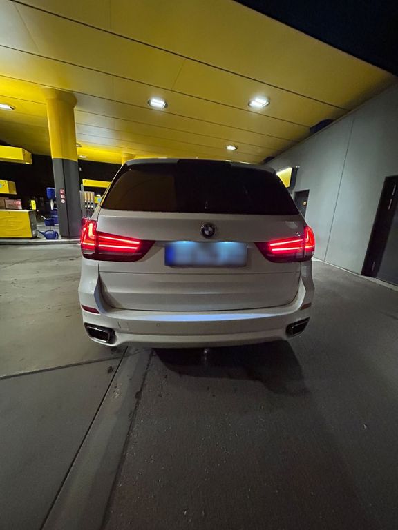 Image of BMW X5