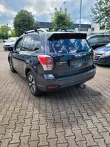 Subaru Forester 2.0X 4x4 Exclusive AHG/NAVI/AUTOMATIK - Subaru Gebrauchtwagen in Stuttgart
