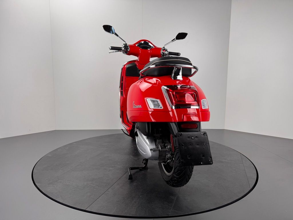Fahrzeugabbildung Vespa GTS 300 SUPER HPE E5 *TOP-ZUSTAND