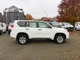Toyota LAND CRUISER 3.0 LANG 1.HAND/DEUTSCHES FAHRZEUG - Toyota Gebrauchtwagen in Hamburg