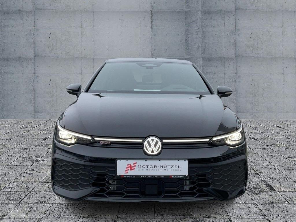 Volkswagen Golf 2