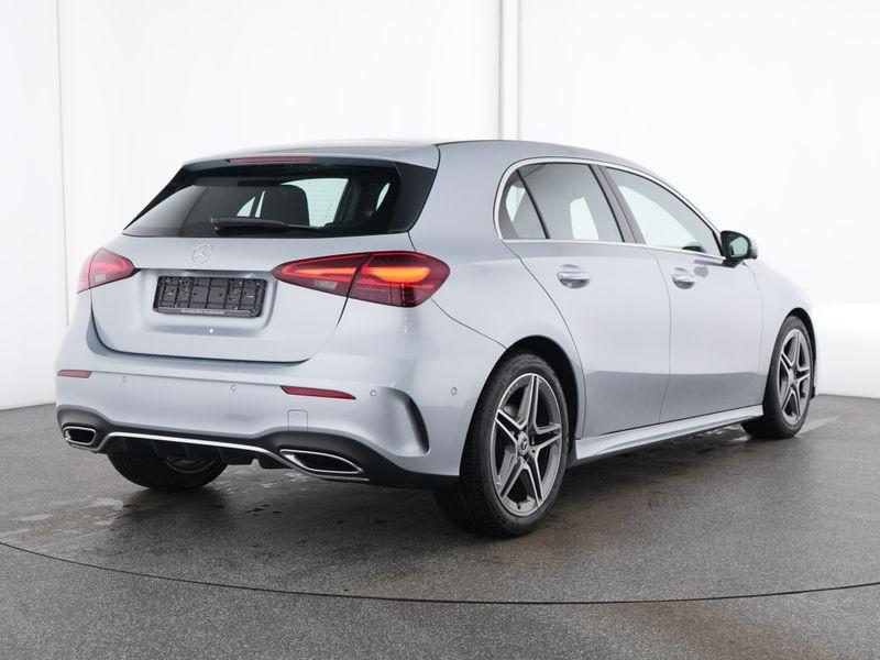 Mercedes-Benz A 180 AMG Line / 360 Grad  Kamera/ Totwinkel