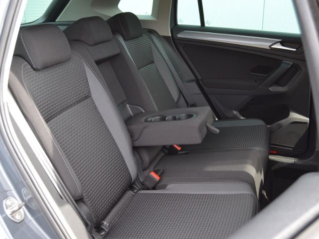 Tiguan 1.5 TSI Active AHK/LED/ACC/APP-CONNECT/PD
