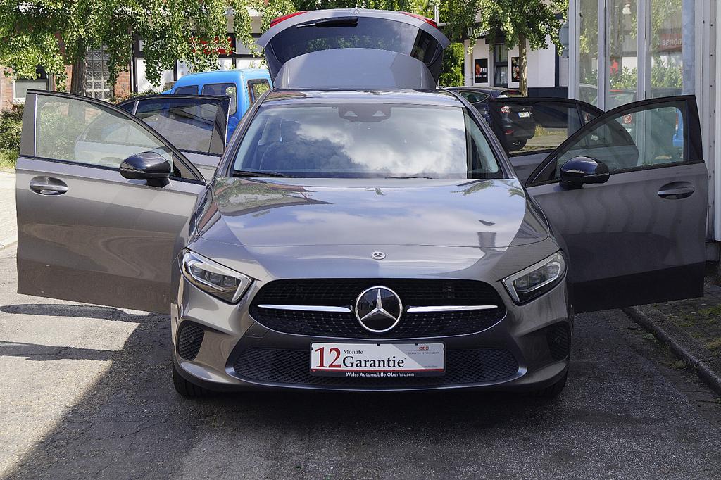 Mercedes-Benz A 220