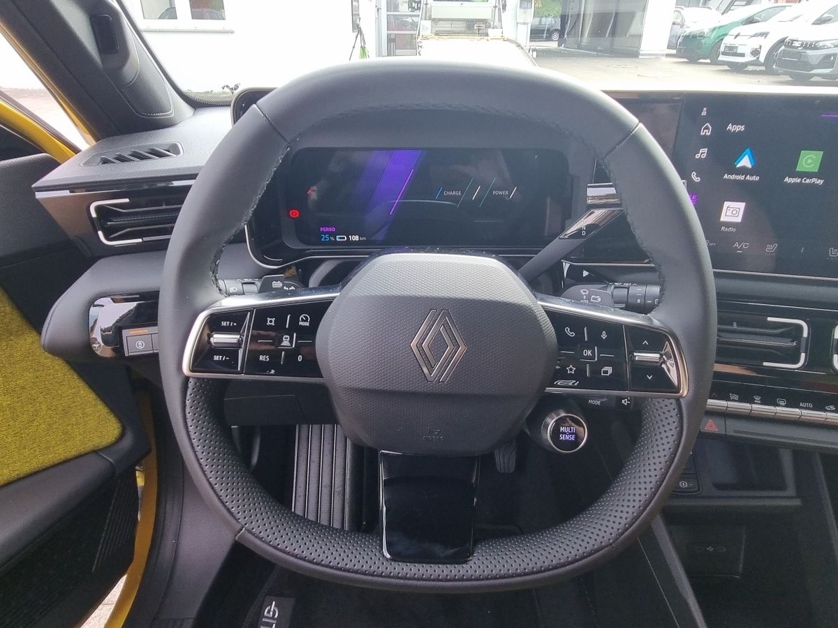 Fahrzeugabbildung Renault R 5 E-Tech elektrisch Iconic 150 Comfort Range