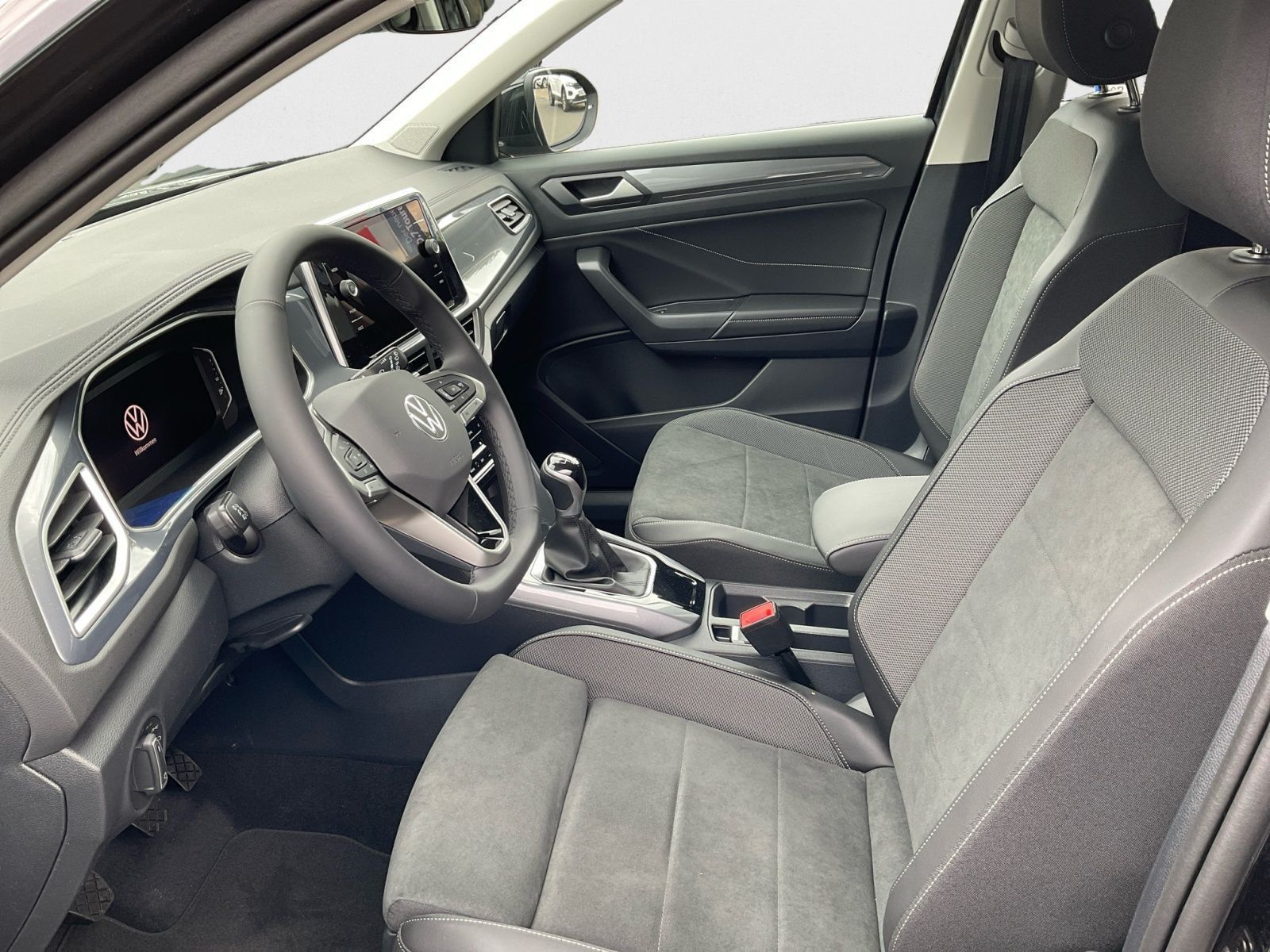 Volkswagen T-Roc - Bild 9