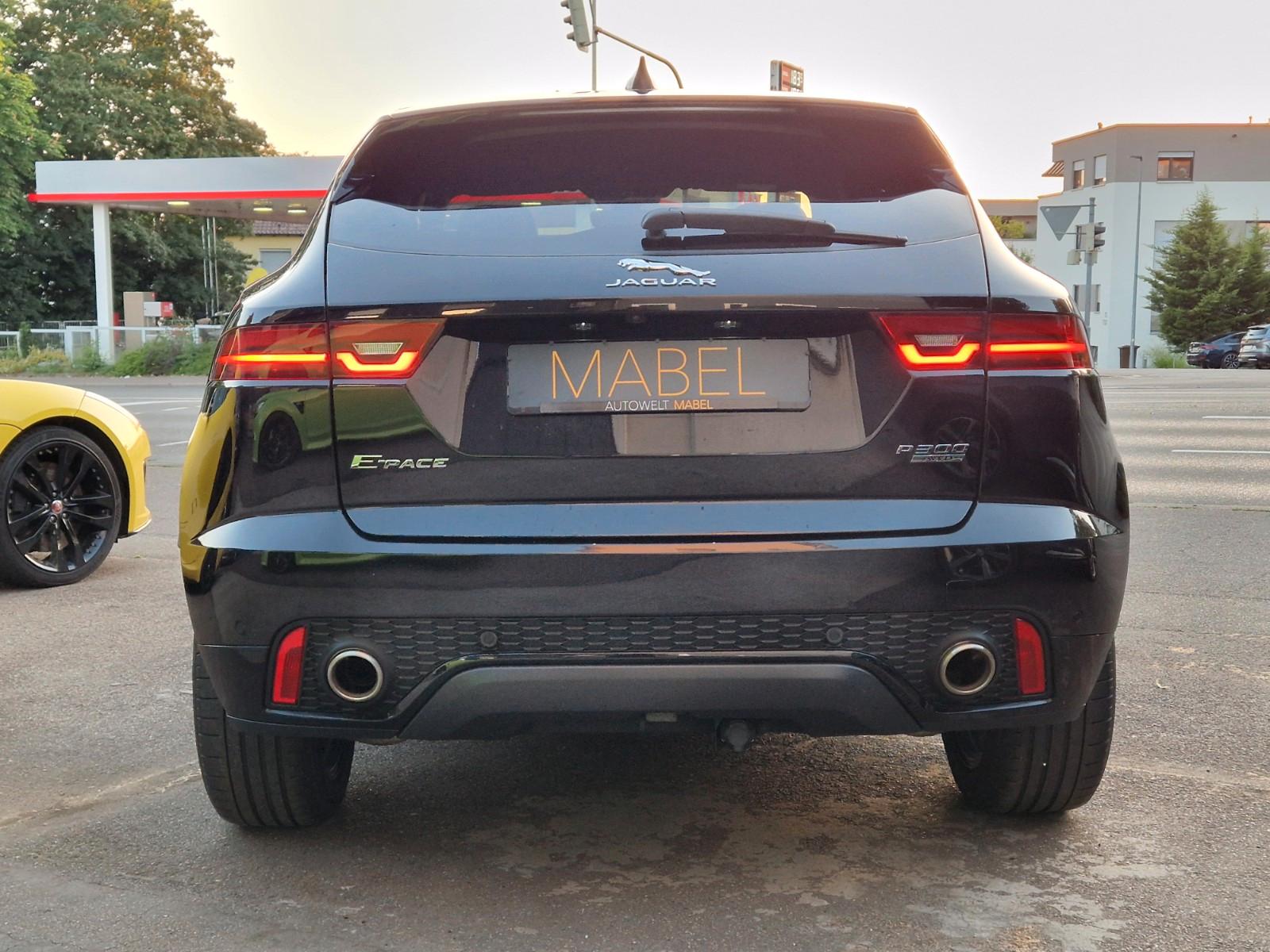 Jaguar E-Pace P300 R-Dynamic SE AWD +PANO+MERIDIAN+