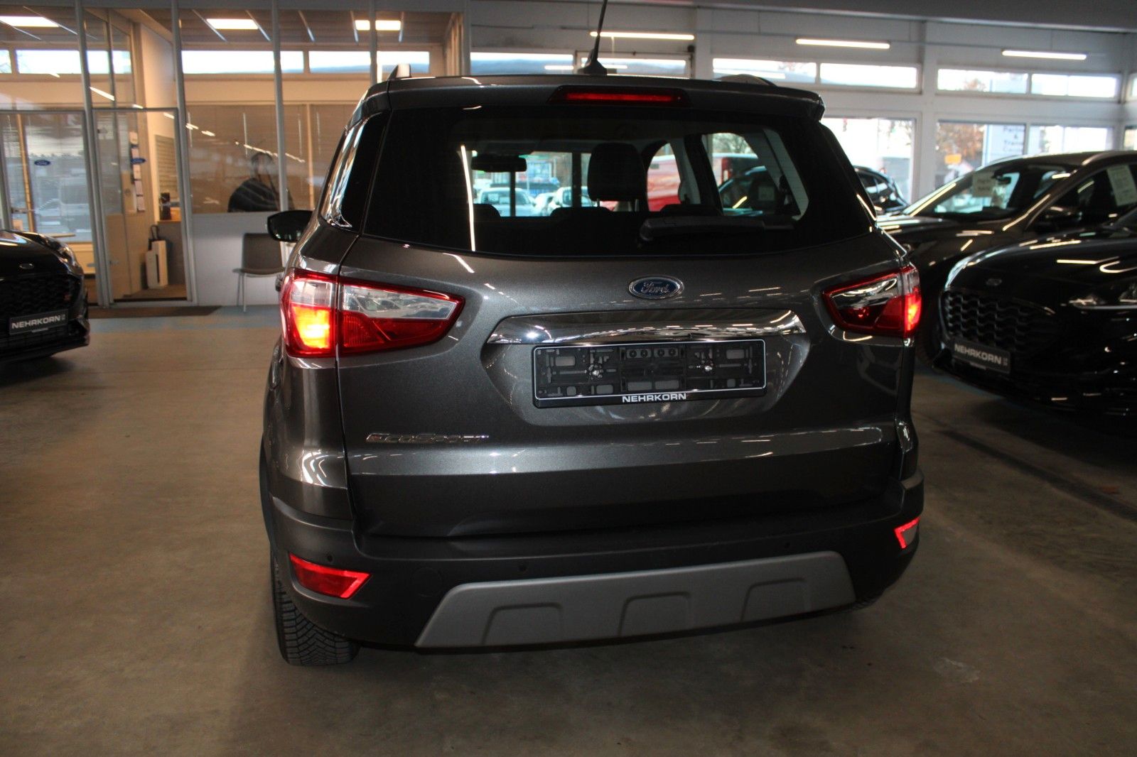 Fahrzeugabbildung Ford EcoSport Titanium LED B&O NAVI DAB Teilleder