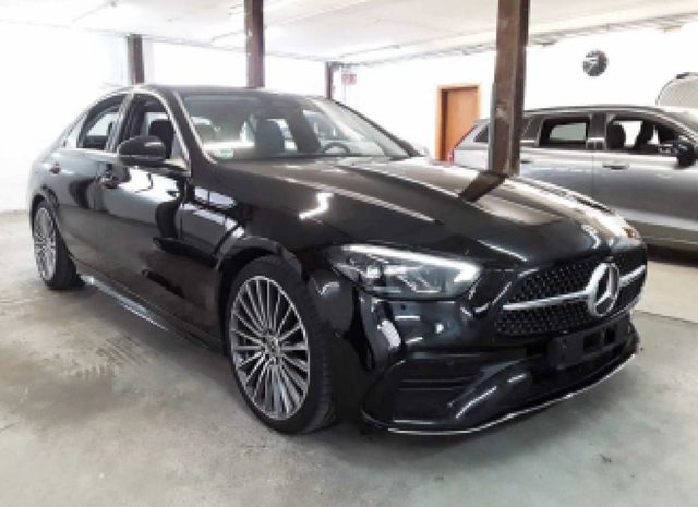 Mercedes-Benz C180 AMG-Line Navi LED R.Cam PDC dig.Cockpit