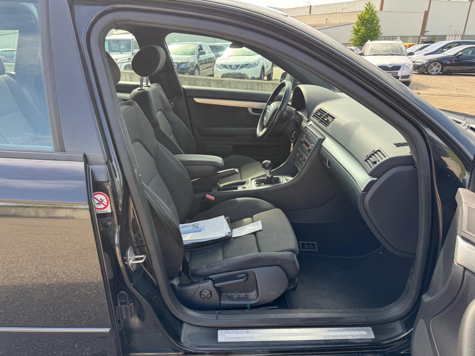 Audi A4 2006 — photo 19