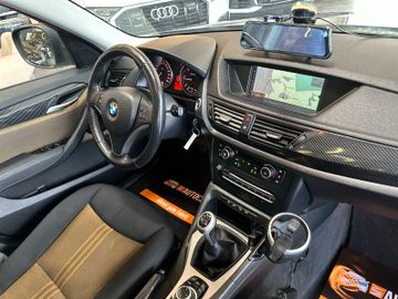 BMW X1 18 d xDrive *Navi*Pano*BiXenon*AHK*