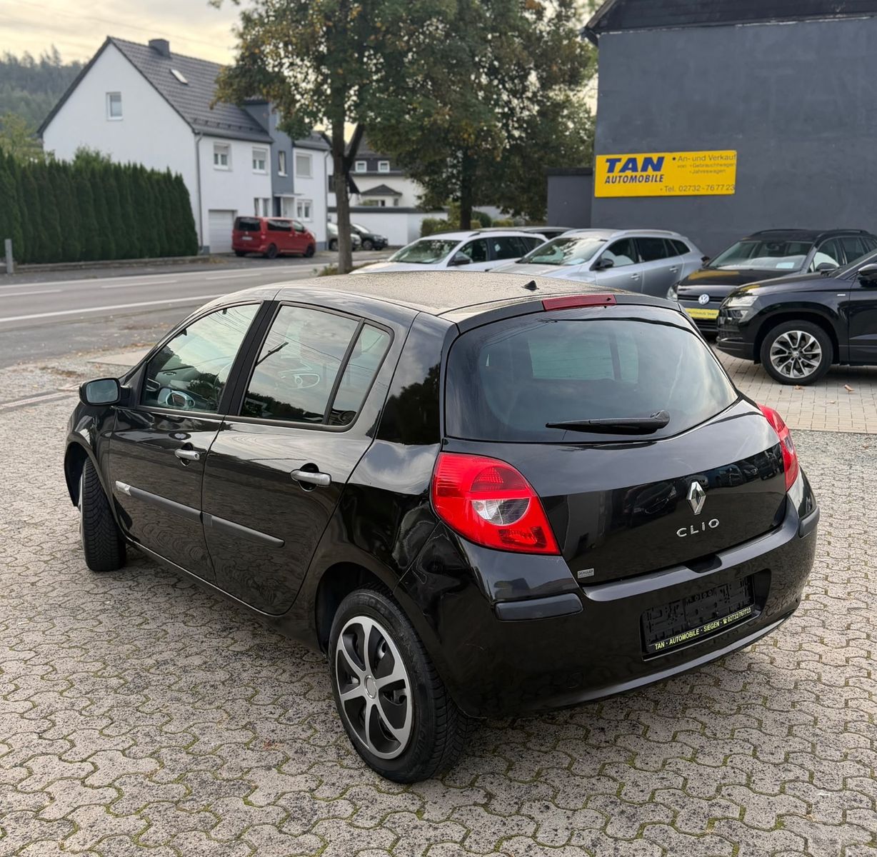 Fahrzeugabbildung Renault Clio III*Klima