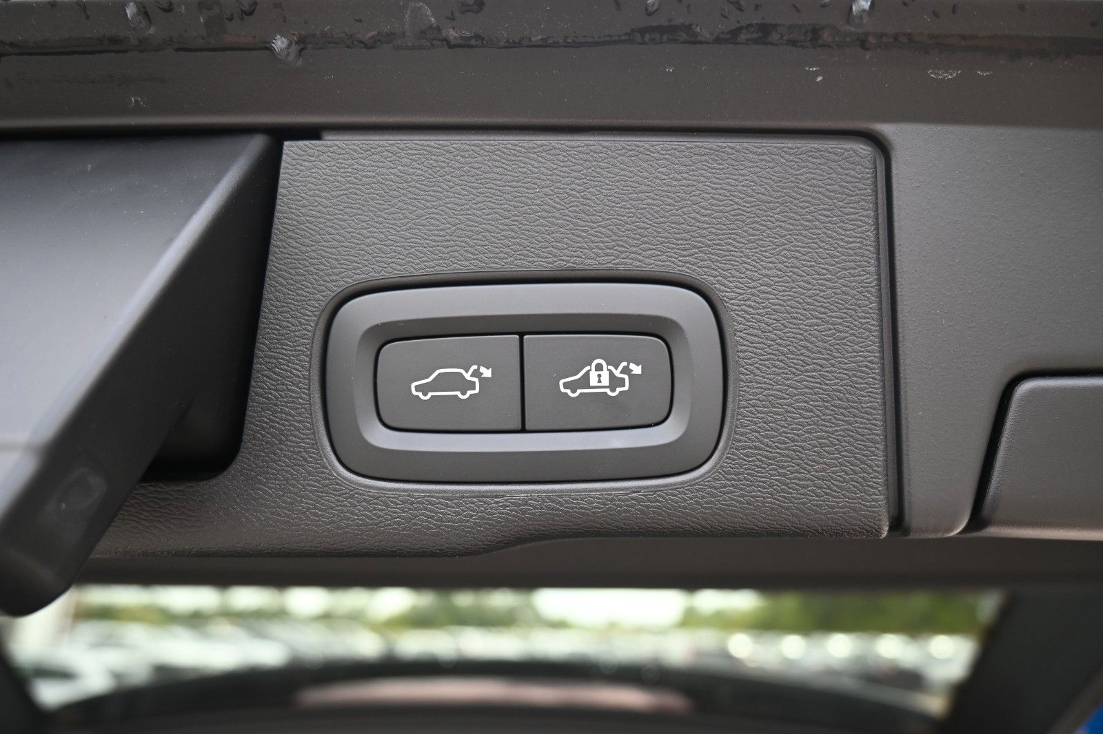 Fahrzeugabbildung Volvo XC60 T6 RC AWD Plus Black Edition*360°*ACC*AHK