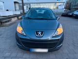 Peugeot 207 Tüv neu, Inspektion,Klimaanlag... - Peugeot 207 Gebrauchtwagen in Stuttgart