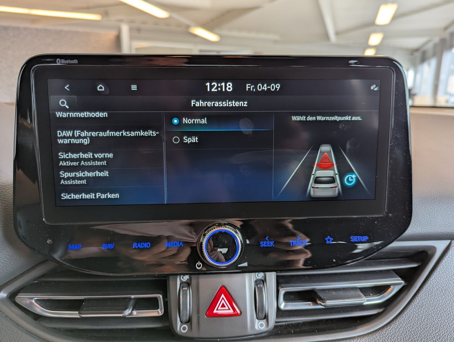 Fahrzeugabbildung Hyundai i30 1.5 T-GDI DCT N-Line LED Cam Pano Keyless 18