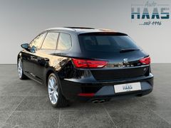 Fahrzeugabbildung Seat Leon ST FR Black Matt Edition 1.5 TSI Navi Pano