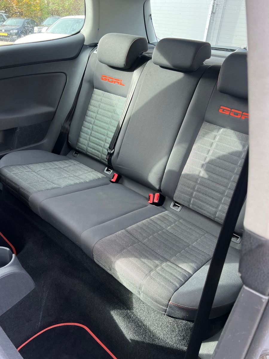 Fahrzeugabbildung Volkswagen Golf V Lim. 1.4 Goal