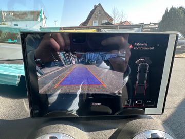 Bild 12 Audi Q2 35 TFSI S line S tronic +M-LED+KAMERA+PANO.+