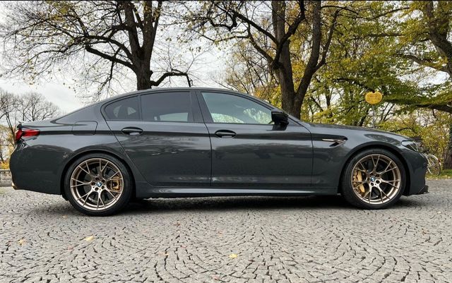 BMW M5 CS LEICHTBAU CARBON-KERAMIK-LASER-XDRIVE